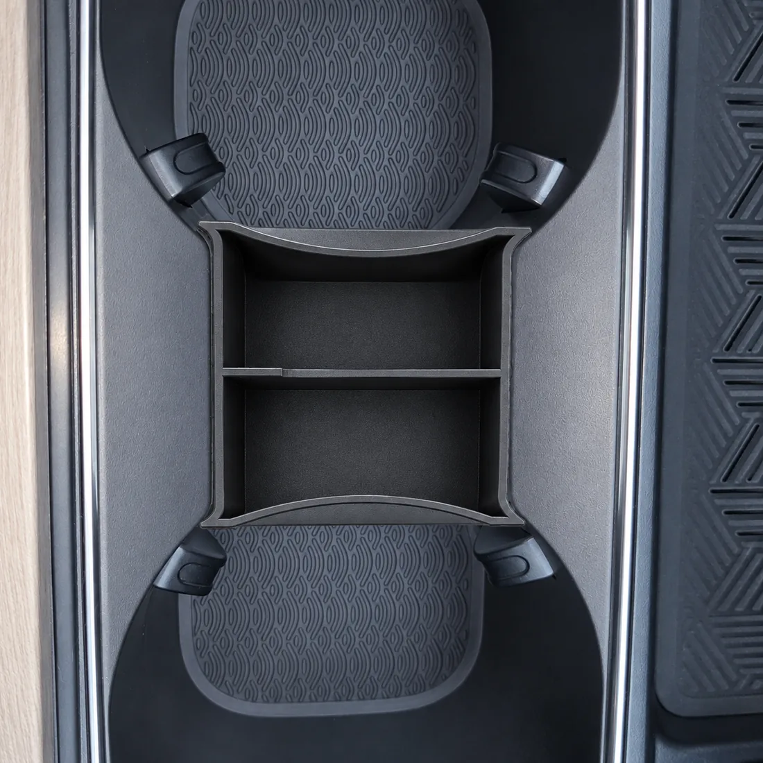 Tiggo 7 Pro Max Bardaklık Düzenleyici