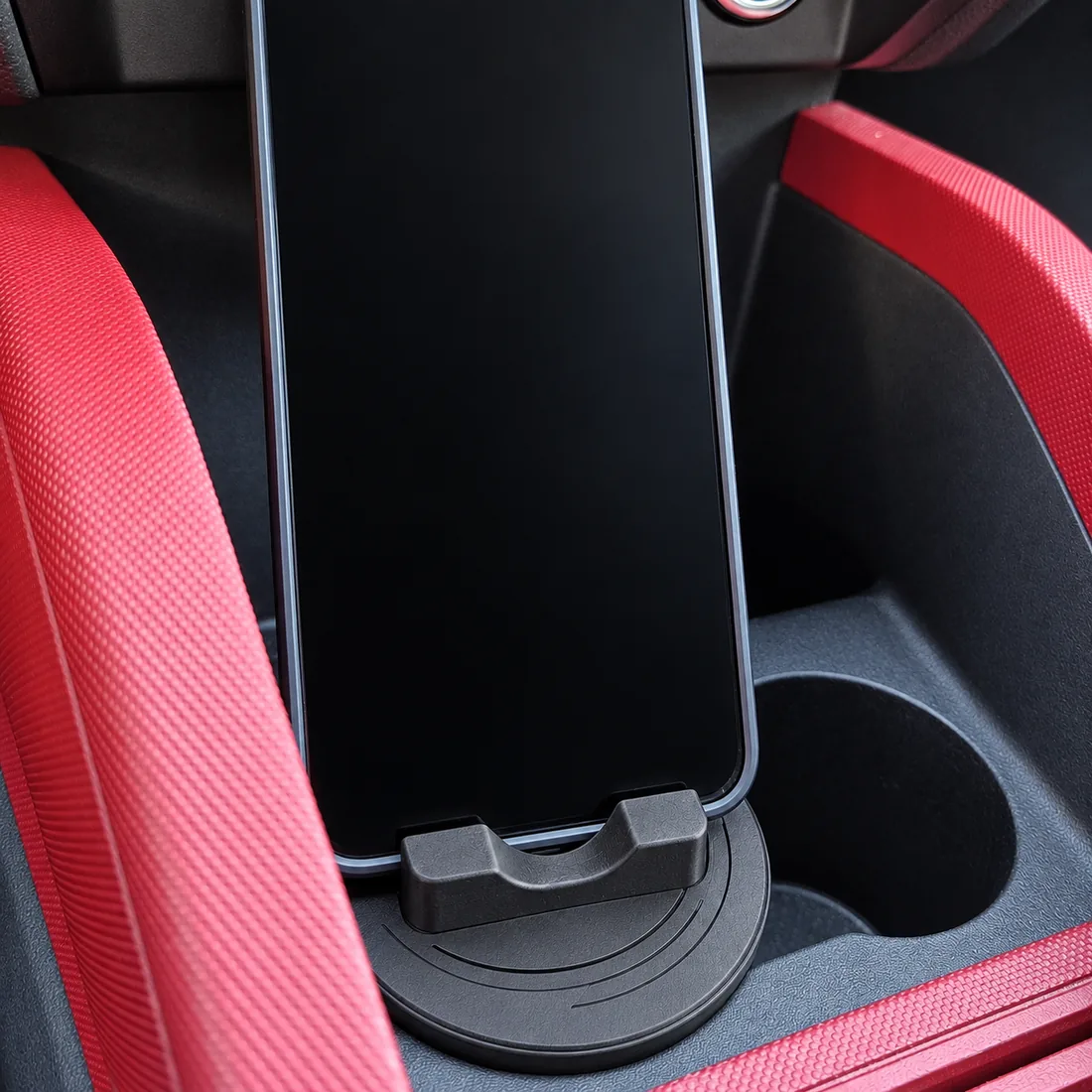 Fabia 3 Bardaklık Telefon Standı