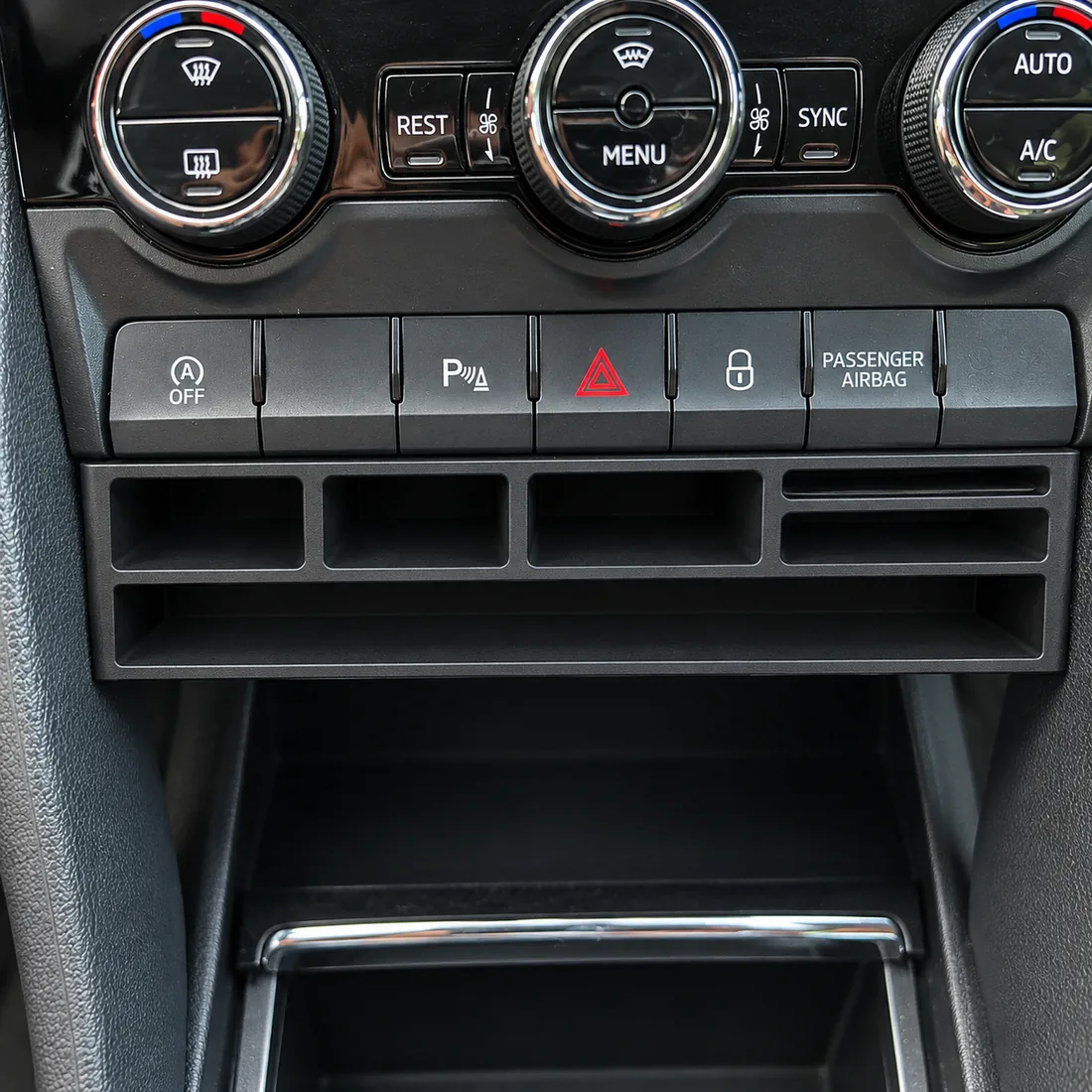 Karoq / Kodiaq Konsol Rafı
